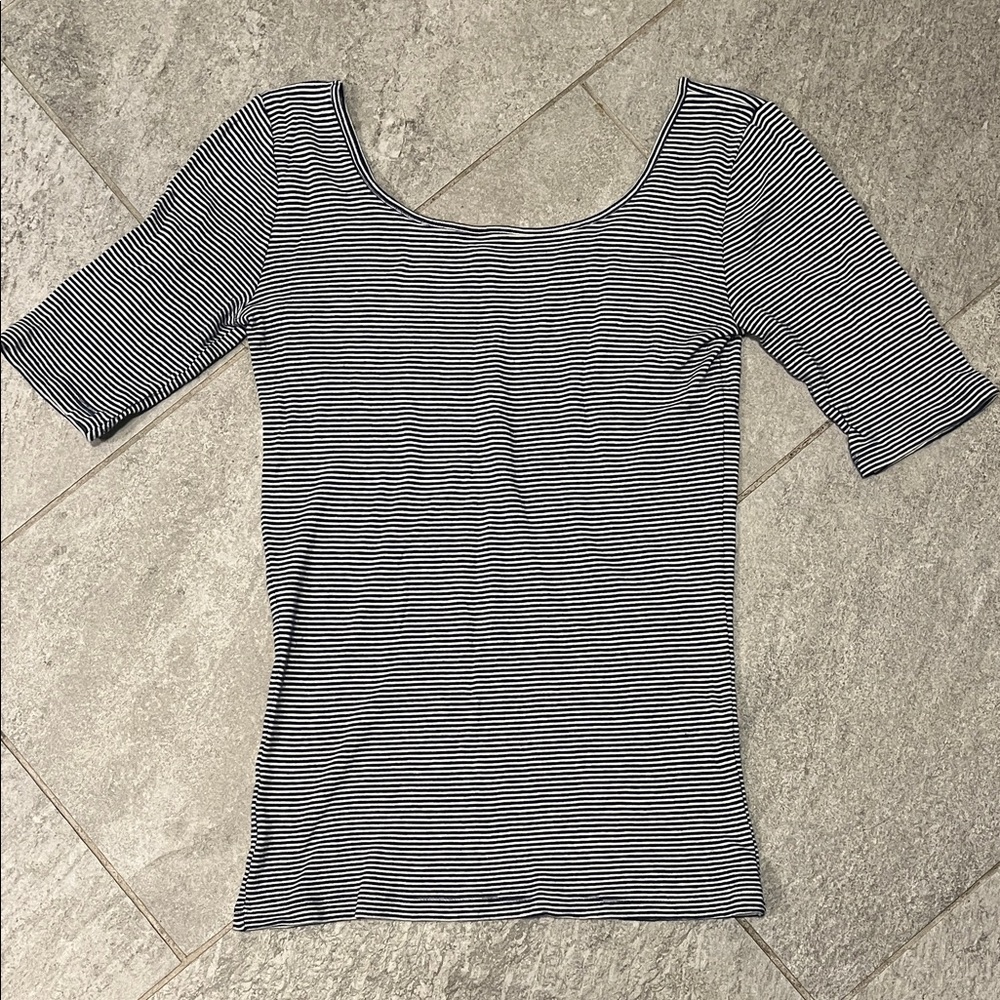 Women’s Ann Taylor Navy & White Striped Scoop Neck Half Sleeve Sweater